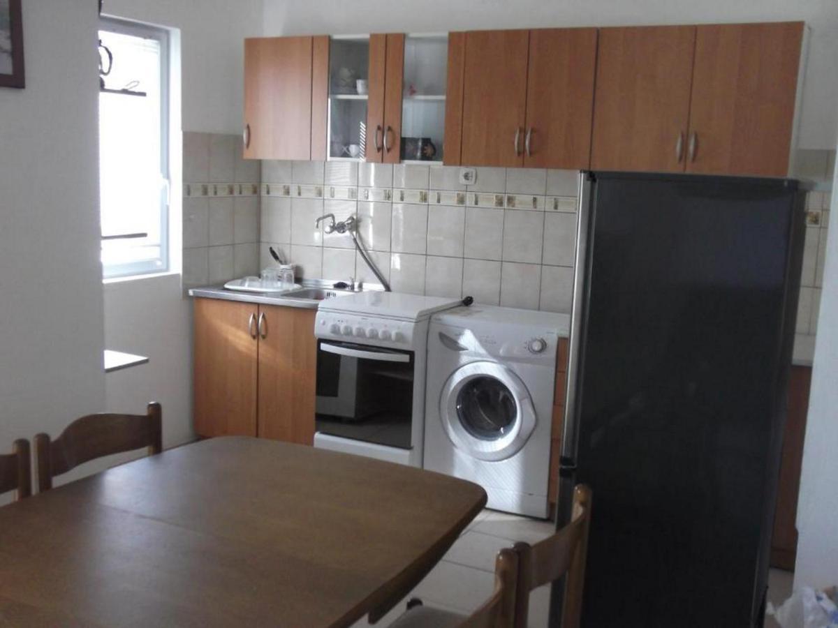 Apartments Miocic Ražanac Eksteriør billede
