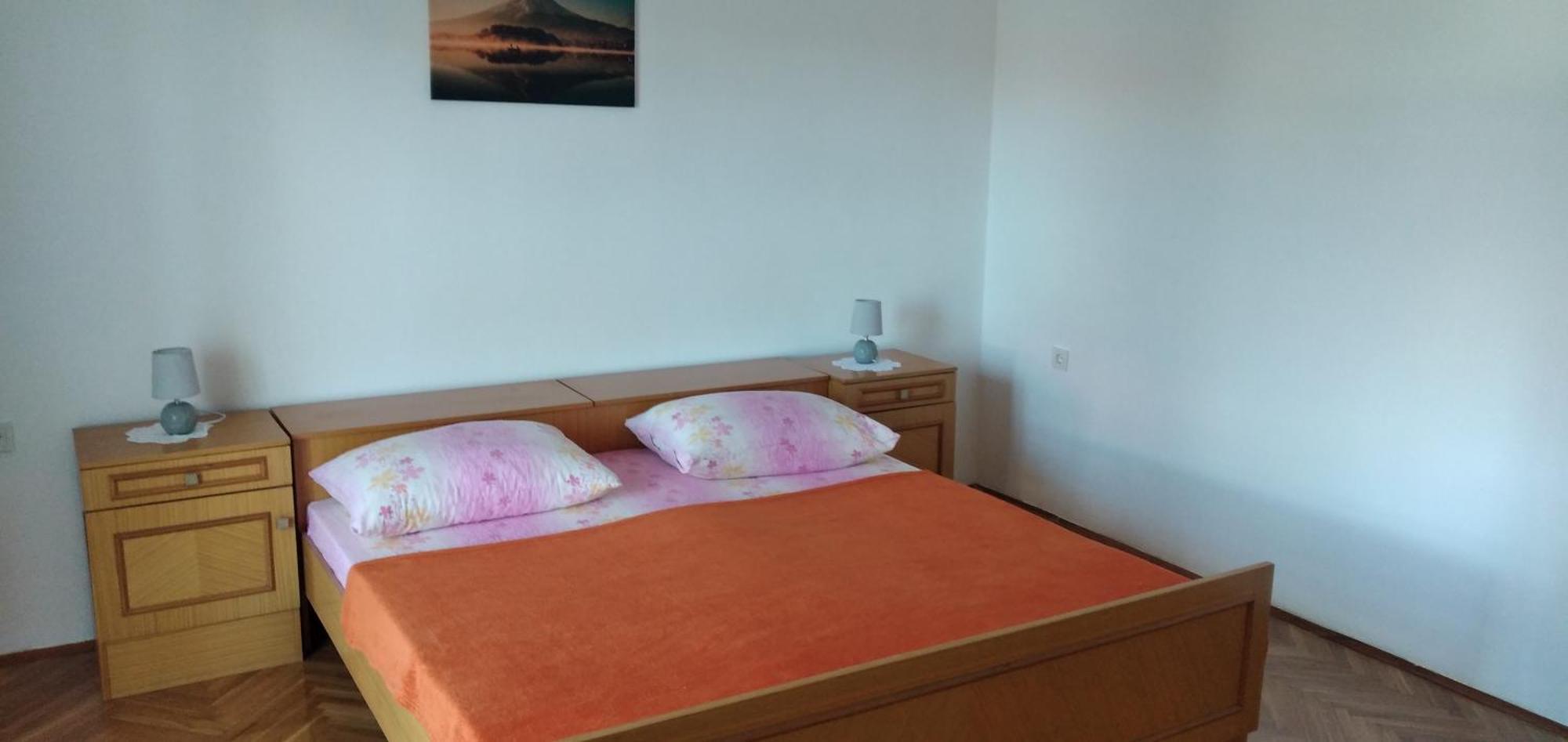 Apartments Miocic Ražanac Eksteriør billede