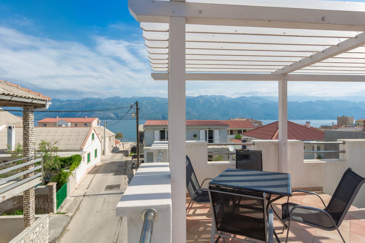 Apartments Miocic Ražanac Eksteriør billede