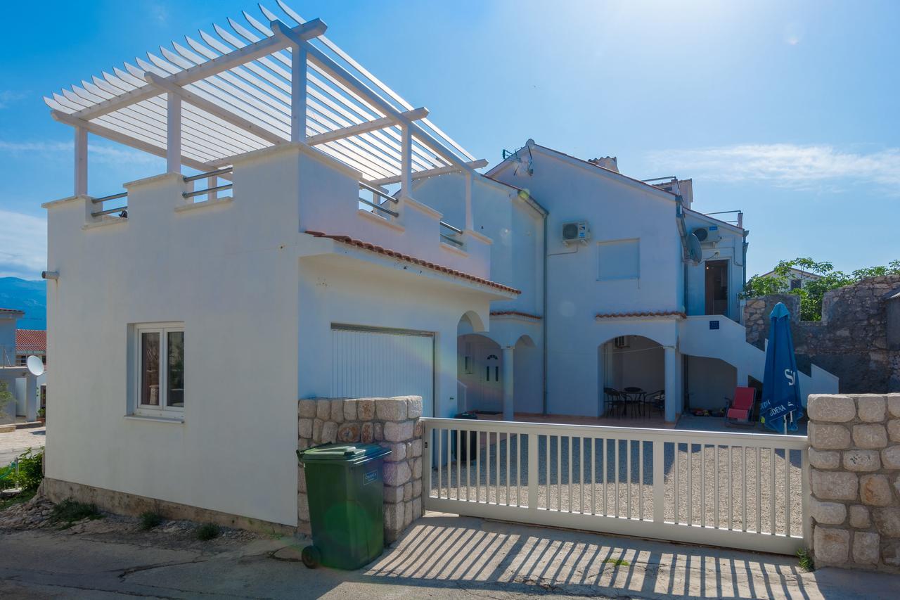 Apartments Miocic Ražanac Eksteriør billede